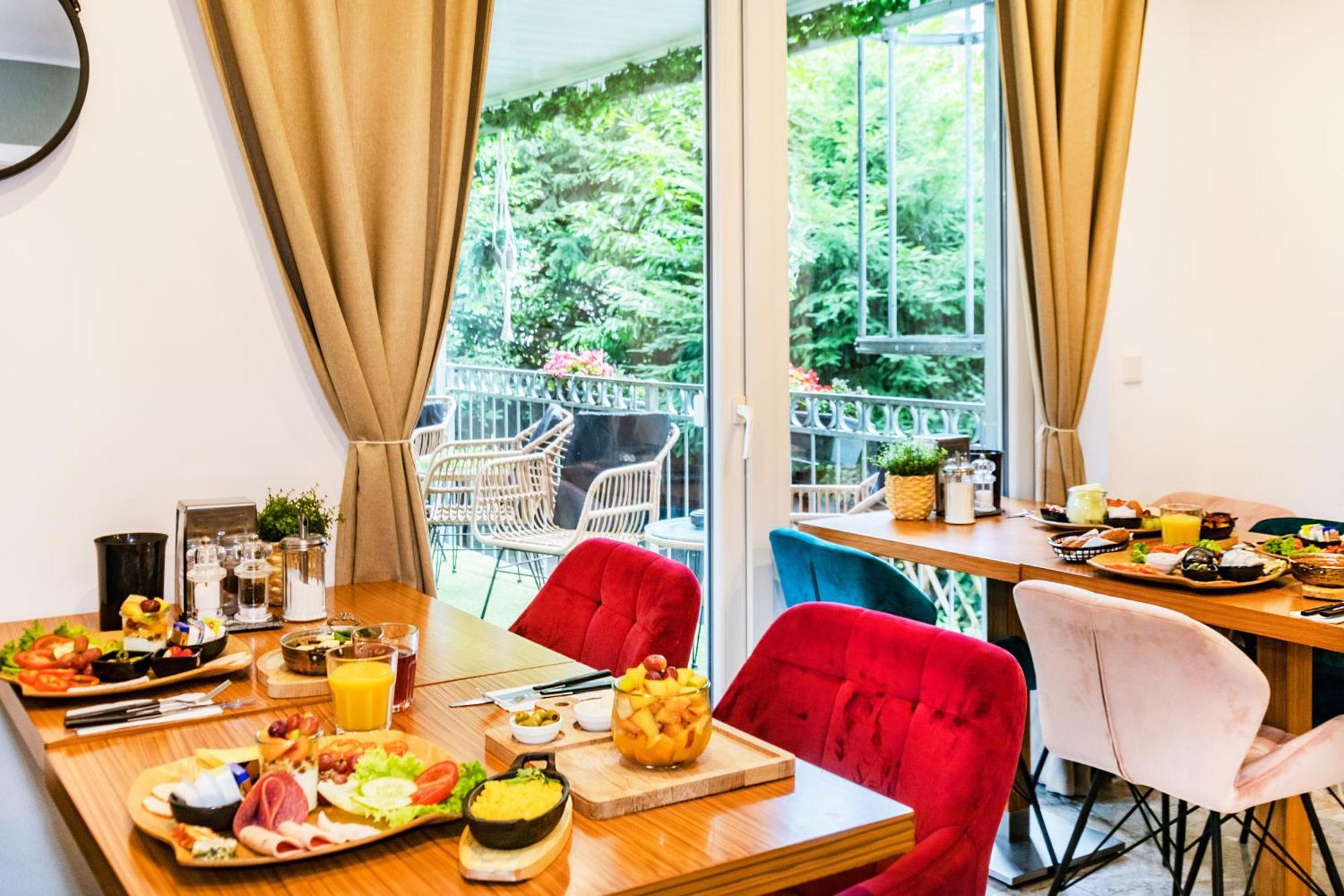 Hotel Fuerst Garden Dortmund Exteriör bild