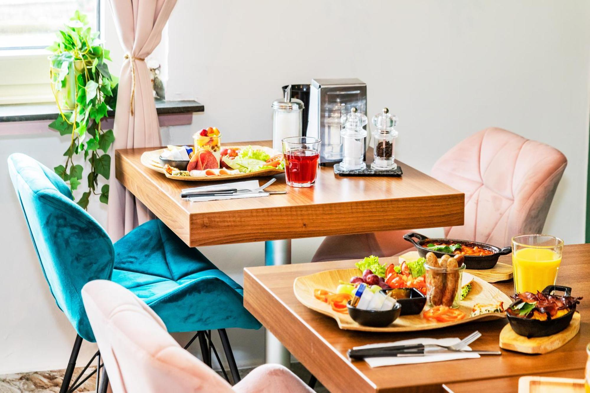 Hotel Fuerst Garden Dortmund Exteriör bild