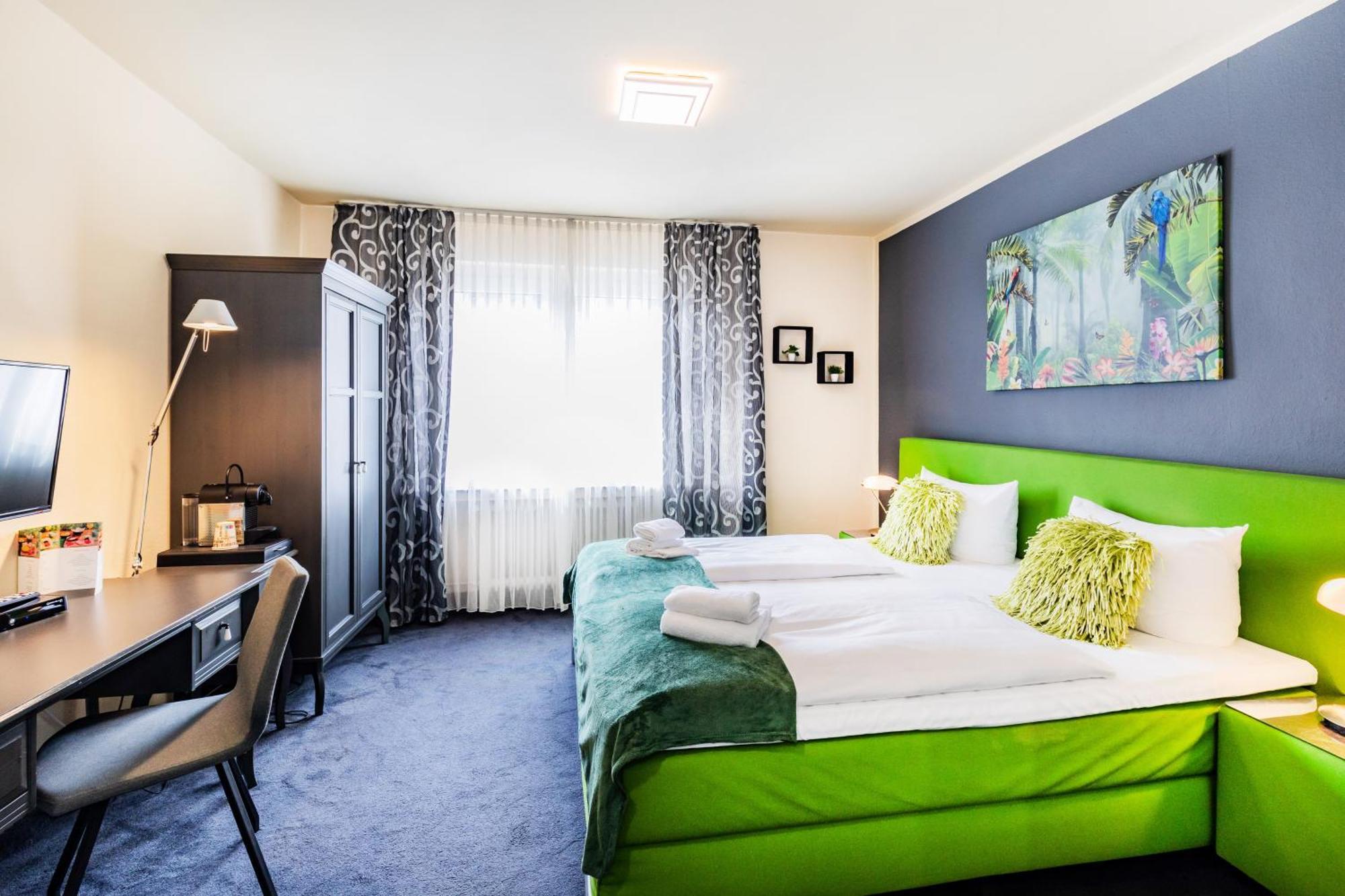 Hotel Fuerst Garden Dortmund Exteriör bild