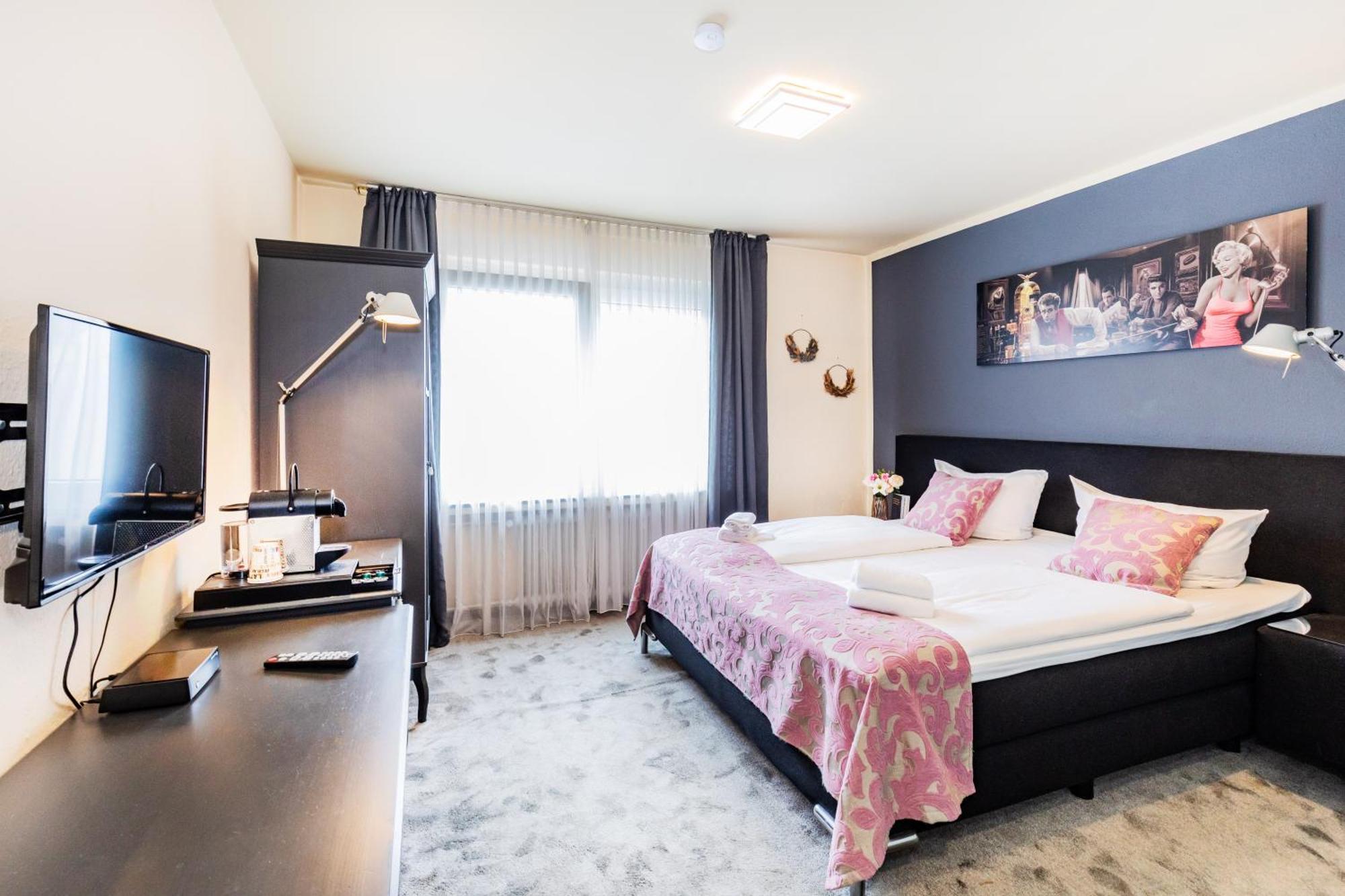 Hotel Fuerst Garden Dortmund Exteriör bild